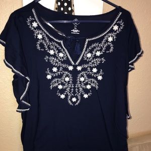 Women’s petite top